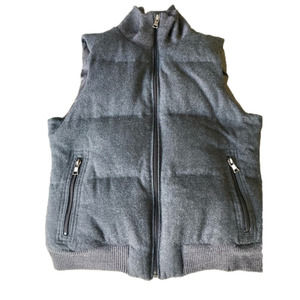 Banana Republic navy down puffer vest